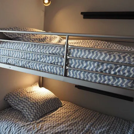 “塔马里斯”公寓 * 滨海图维列