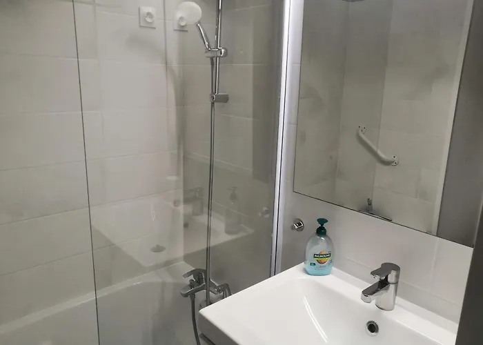 “塔马里斯”公寓