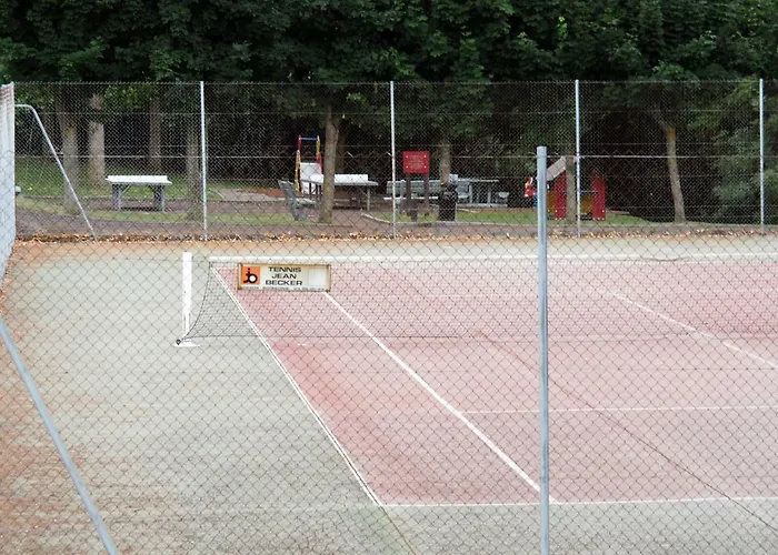 “塔马里斯”公寓 滨海图维列